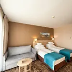 Hotel Tristan & 4*
